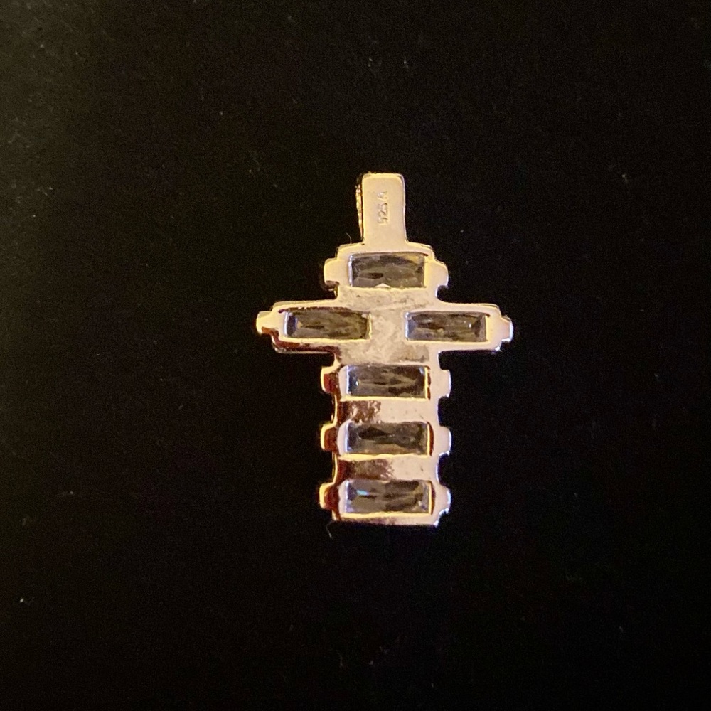 Bold 925 Sterling Silver CZ Cross Pendant - Picture 4 of 6